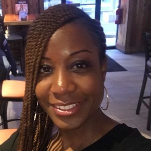 Meet your Posher, Stacy